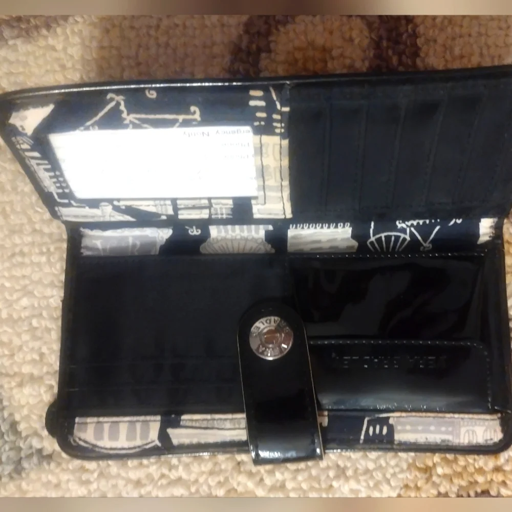 Vera Bradley Black Quilted wallet - Picture 5 of 10
